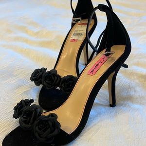 Betsey Johnson Black Heels - Brand New - No Box